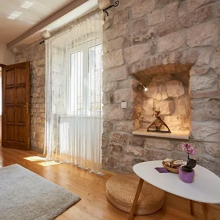 Apartment Capo - Old Town - Parking Trogir