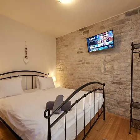 Capo - Old Town - Parking Apartment Trogir