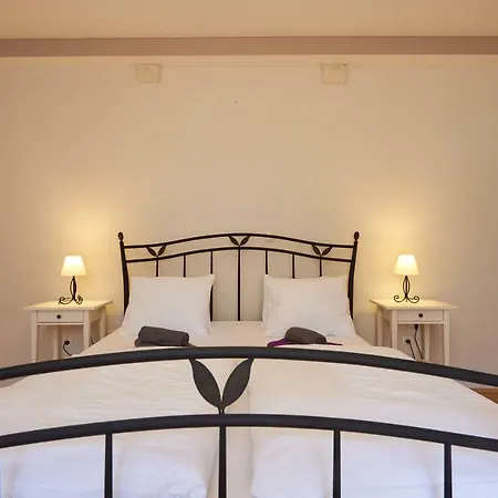 Apartman Capo - Old Town - Parking Trogir