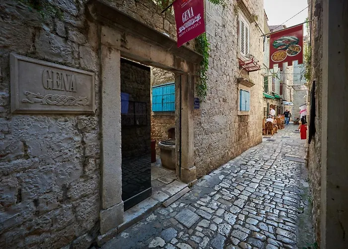 Capo - Old Town - Parking Apartment *